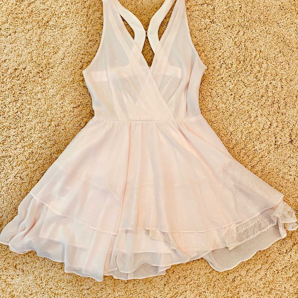 BCBG blush pink chiffon semi formal dress sz 0